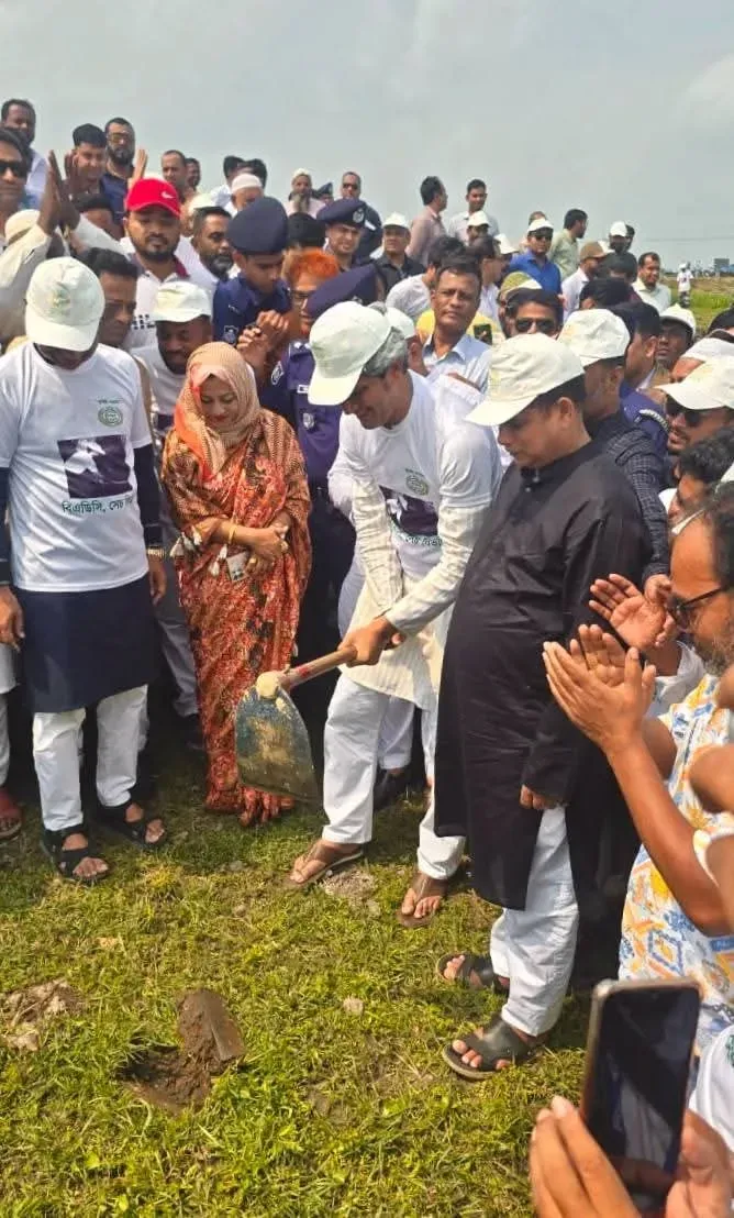 ব্রাহ্মণবাড়িয়াতে নদী-নালা খনন শুরু করলেন উদ্বোধন করলেন প্রতিমন্ত্রী জোনায়েদ সাকি