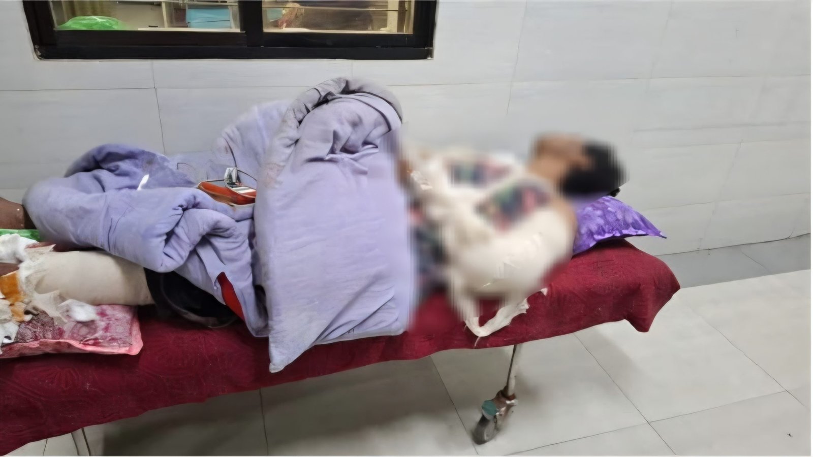 শিবগঞ্জে জামায়াত-শিবিরের ছয়জনের বিরুদ্ধে যুবককে খুঁটিতে বেঁধে মারধরের অভিযোগ