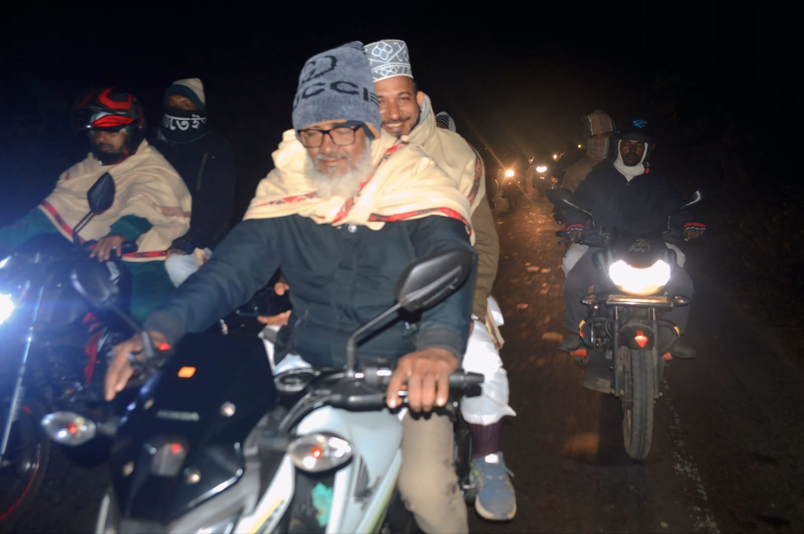 ডাঃ মাওলানা ফেরদৌস আলীর নেতৃত্বে যাত্রাপুর ইউনিয়নে বাংলাদেশ জামায়াতে ইসলামীর গাড়িবহর কর্মসূচি