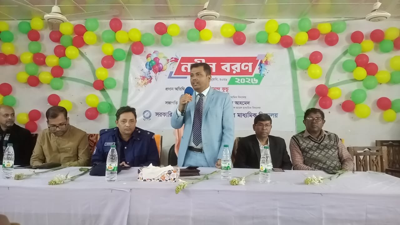 মোল্লাহাটে ষষ্ঠ শ্রেণীর শিক্ষার্থীদের নবীন বরণ অনুষ্ঠিত