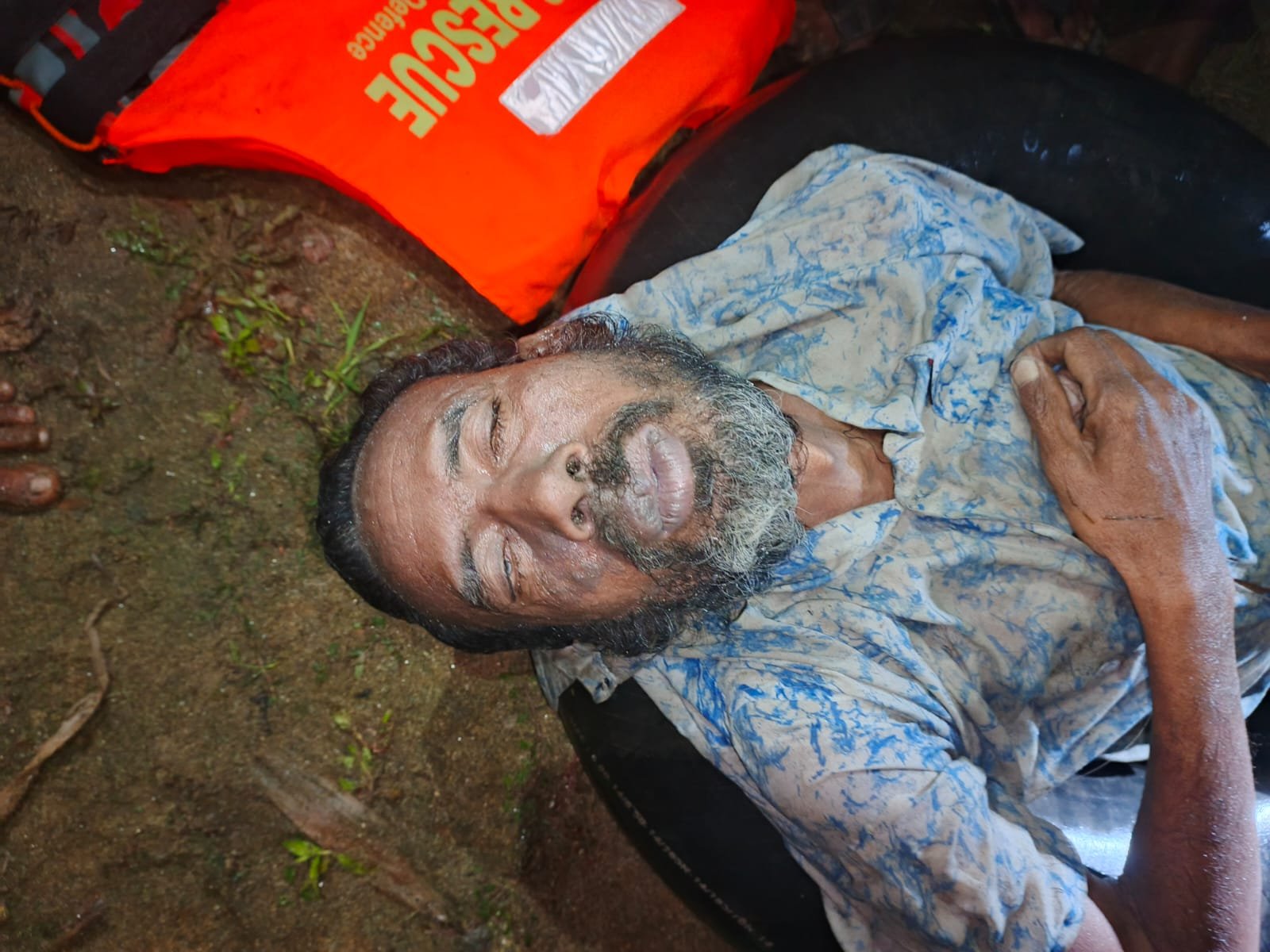 রুহিয়ায় নদী থেকে অজ্ঞাত ব্যক্তির লাশ উদ্ধারের ২০ ঘন্টা পরেও মেলেনি পরিচয়