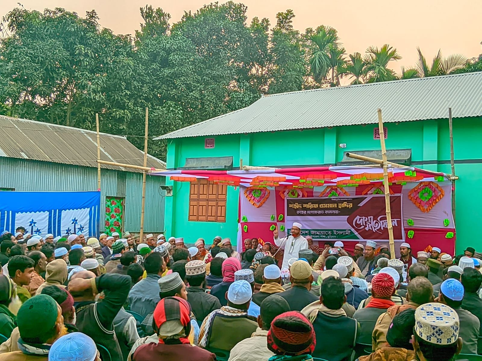 ইনকিলাব মঞ্চের মুখপাত্র শহীদ শরিফ ওসমান হাদির রুহের মাগফিরাত কামনায় দোয়া মাহফিল অনুষ্ঠিত