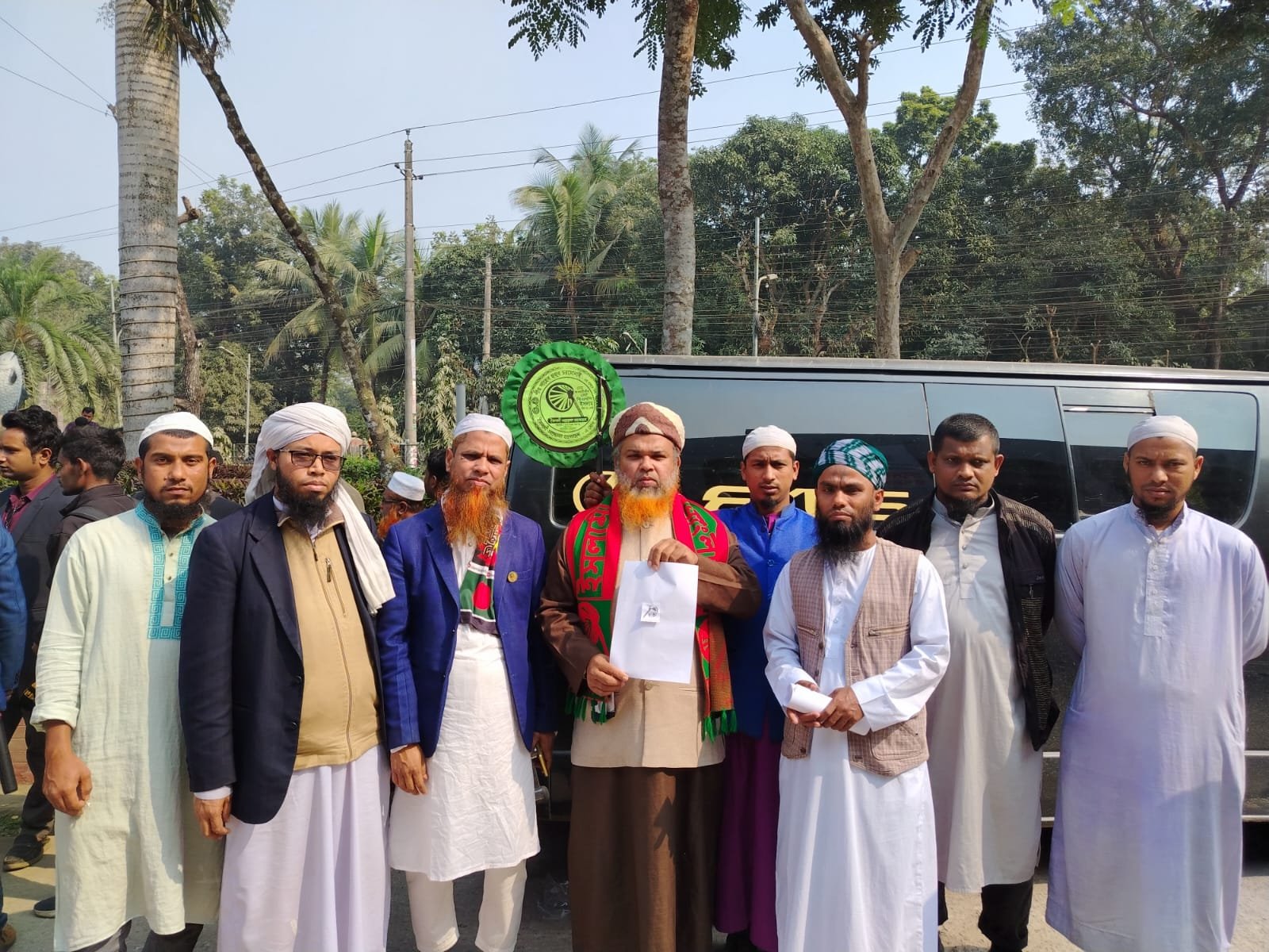 কিশোরগঞ্জ-২: হাতপাখা প্রতীক পেলেন মুফতি আবুল বাশার রেজওয়ান