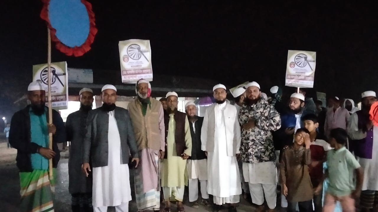 আজানের প্রতি সম্মান: রাজনীতির ঊর্ধ্বে মানবিক দৃষ্টান্ত