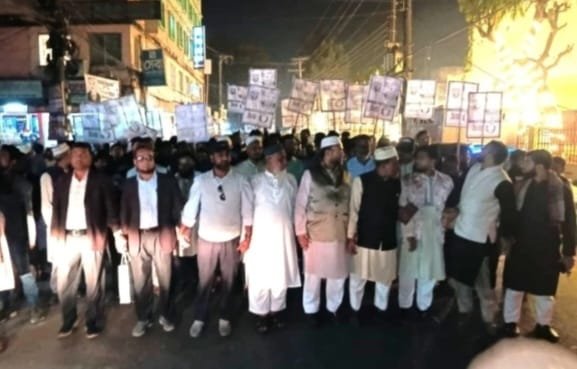 সীতাকুণ্ডে পৌর জামায়াতের উদ্যোগে দাঁড়িপাল্লার গণমিছিল অনুষ্ঠিত 