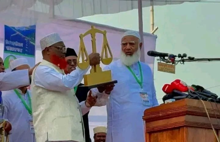 নীলফামারী–লালমনিরহাট জেলার উদ্যোগে তিস্তা ব্যারেজ সংলগ্ন হেলিপ্যাড মাঠে নির্বাচনী জনসভা অনুষ্ঠিত