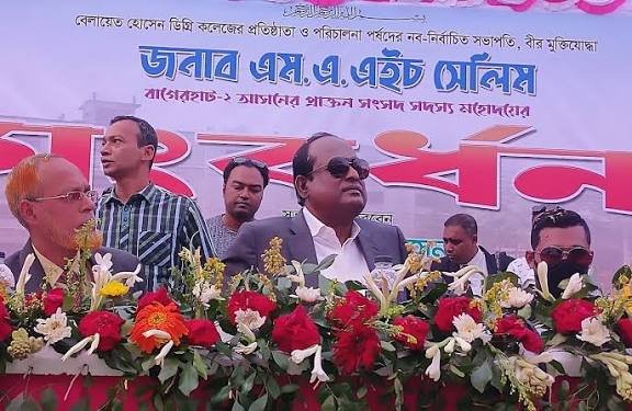 বাগেরহাটে স্বতন্ত্র প্রার্থীর নির্বাচনী কার্যালয় দখল ও প্রচারণায় বাধার অভিযোগ