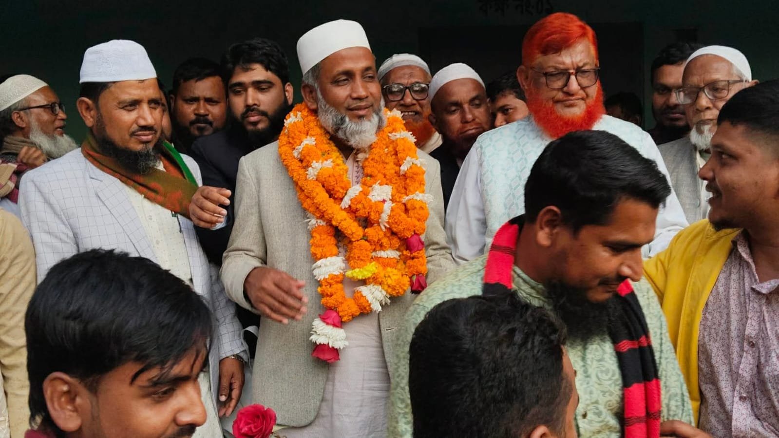 নাচোলে ৪৪-চাঁপাইনবাবগঞ্জ-২ আসনের নবনির্বাচিত এমপির সৌজন্য সাক্ষাত