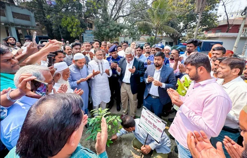 মেধাবীদের জন্য রাষ্ট্রীয় পুরস্কার ও সন্ত্রাসমুক্ত সাভারের ঘোষণা আমানউল্লাহ আমানের 