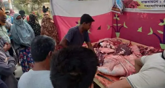 কুষ্টিয়ায় ৬৫০ টাকায় ‘নিখাদ’ গরুর মাংস, ঈদ পর্যন্ত চালুর ঘোষণা।